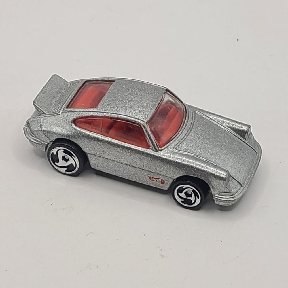 1998 Vintage Hot Wheels Porsche 911 Carrera Metalflake Silver Die Cast rare